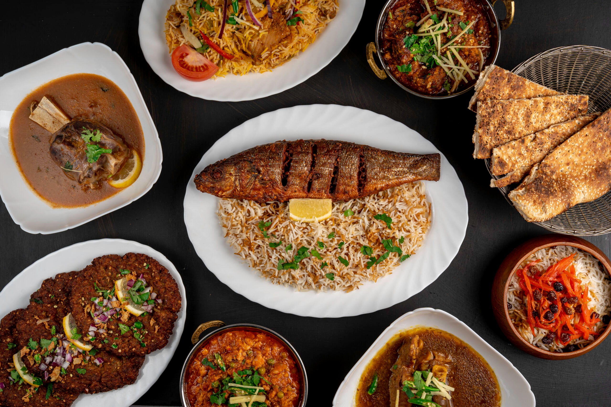 Namak Mandi table setting